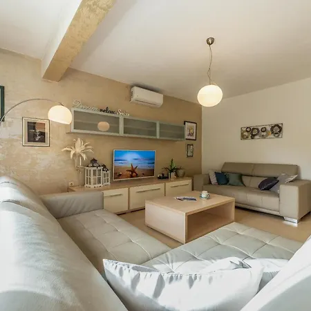 Natura Apartman Zára